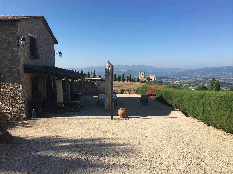 Rustico in vendita a San Terenziano, Gualdo Cattaneo (PG)