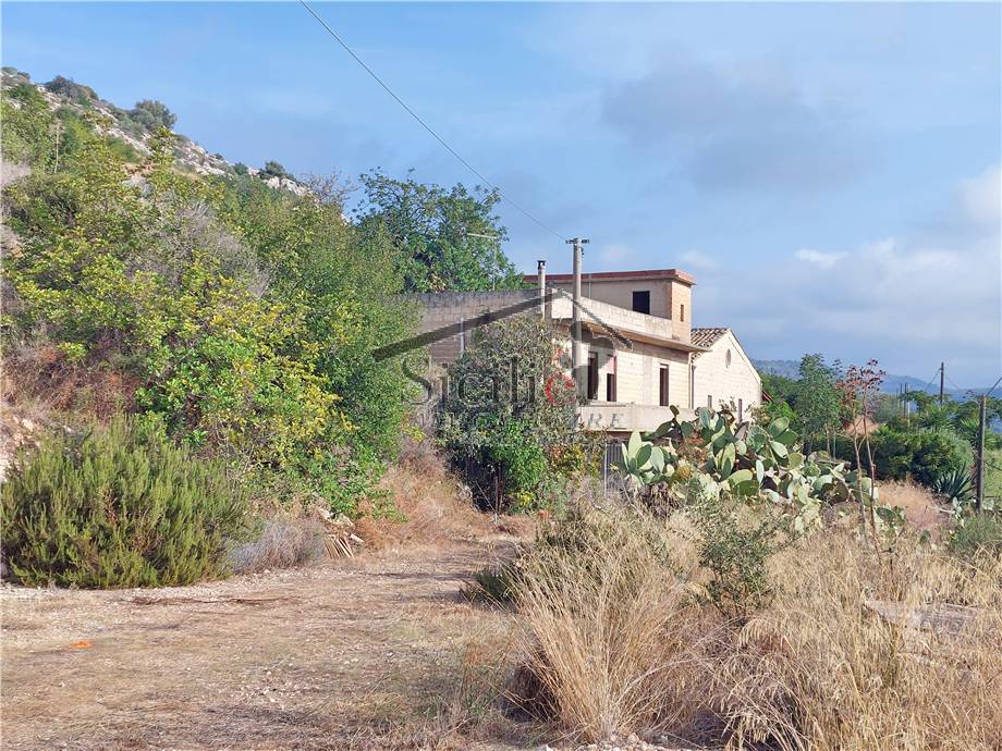 Casa indipendente in vendita a Scicli (RG)