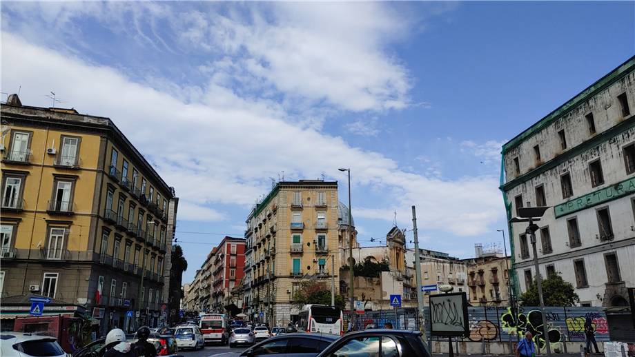 Negozio in affitto a Vasto, Napoli (NA)