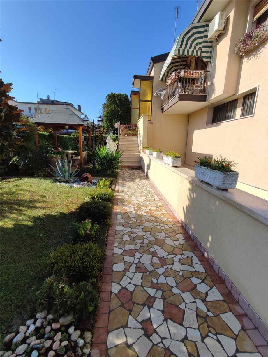 Casa indipendente in vendita a Eraclea Mare, Eraclea (VE)