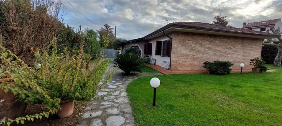 Villa in vendita a Marina Di Pietrasanta, Pietrasanta (LU)