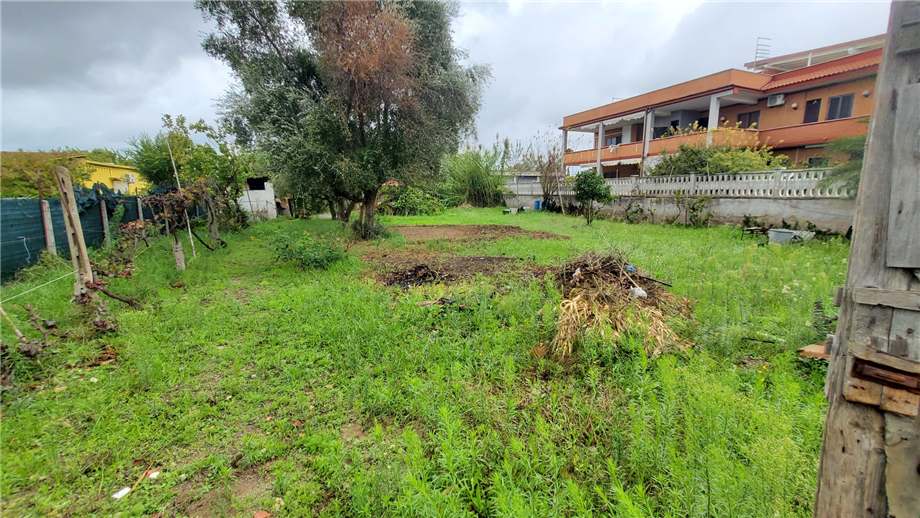 Terreno edificabile in vendita a Fiumicino (RM)