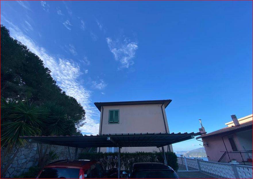 Porzione di casa in vendita a Capoliveri (LI)