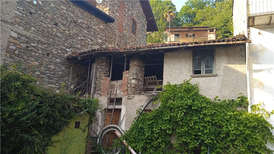 Casa indipendente in vendita a Possaccio, Verbania (VB)