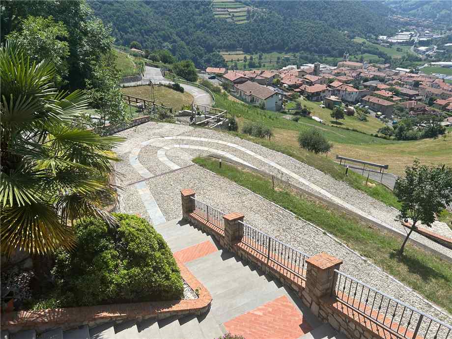 Casa indipendente in vendita a Adrara San Martino (BG)