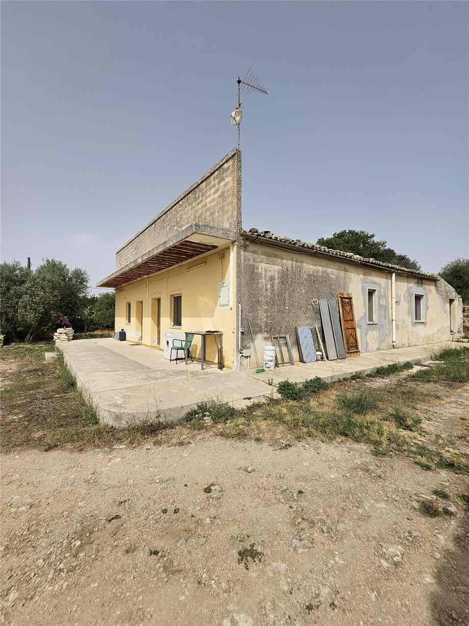 Casa indipendente in vendita a Testa Dell'acqua, Noto (SR)