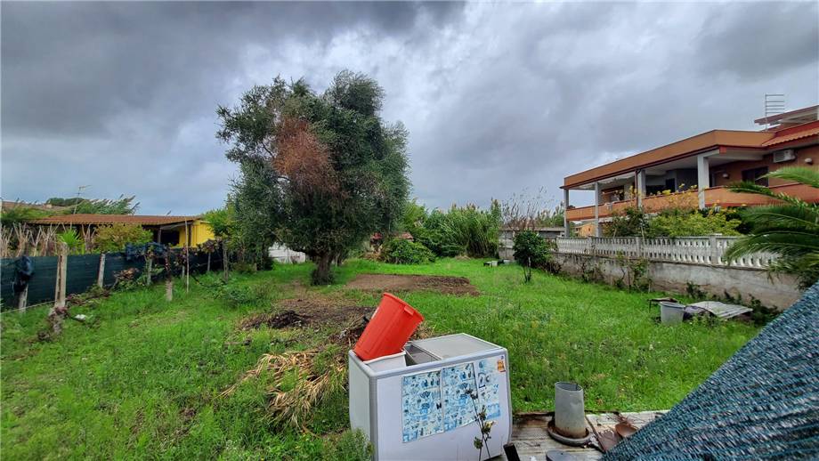 Terreno edificabile in vendita a Fiumicino (RM)