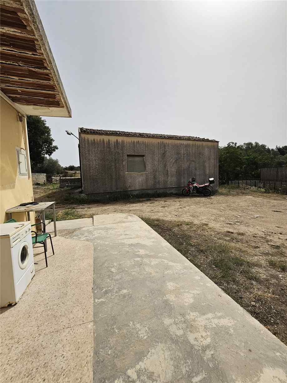 Casa indipendente in vendita a Testa Dell'acqua, Noto (SR)