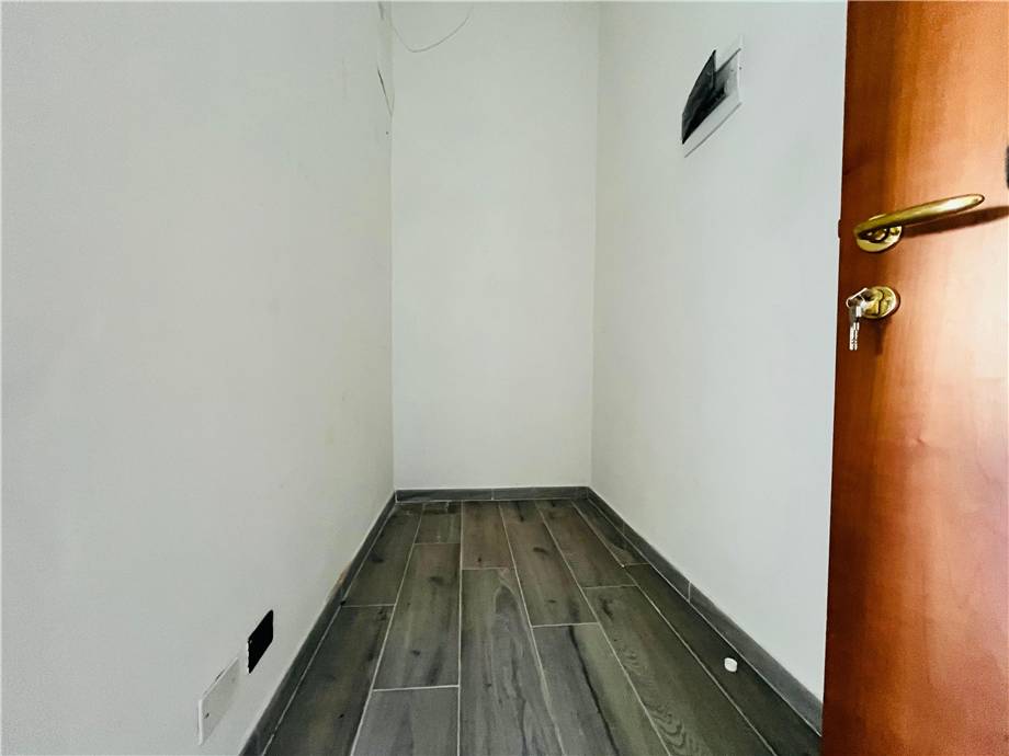 To rent Other commercials Lucca San Concordio #fondsco800 n.7